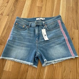 Vineyard Vines shorts